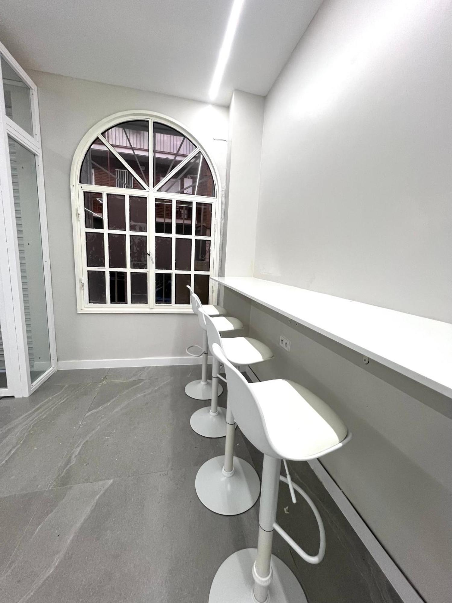 Hostel Space Capsule Madrid Exterior photo